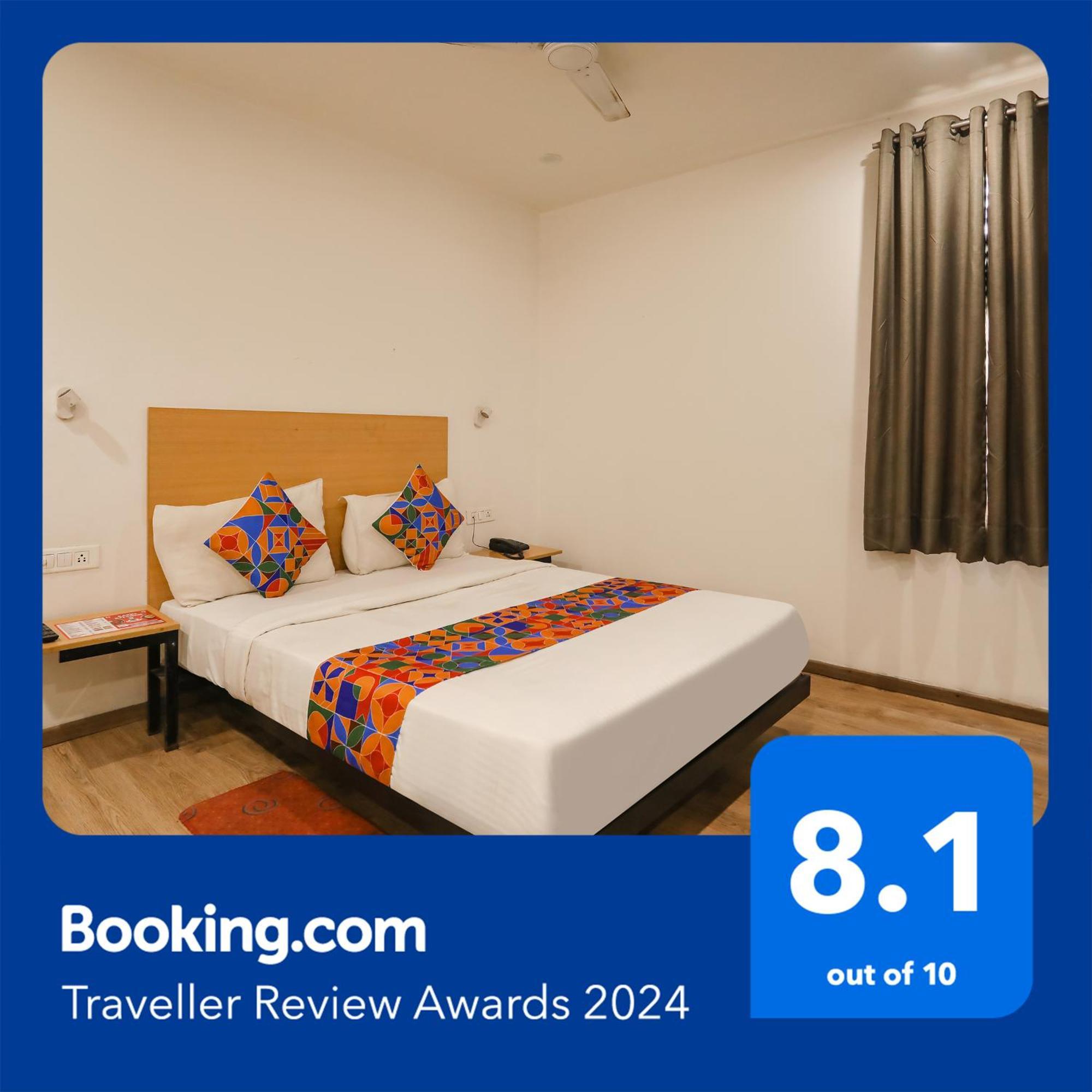 Fabhotel Golden World Газиабад Екстериор снимка